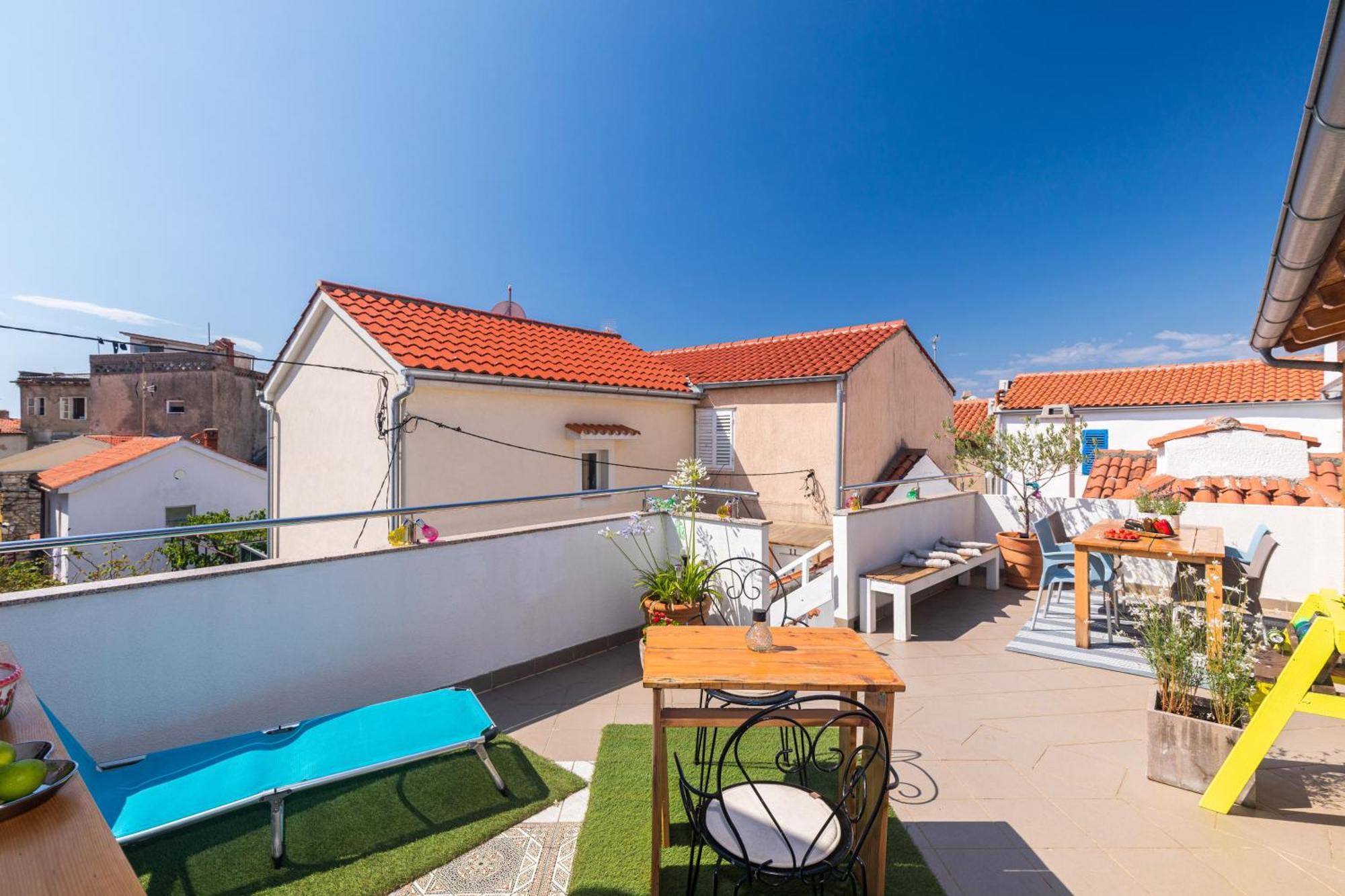 Yvonne Krk Town